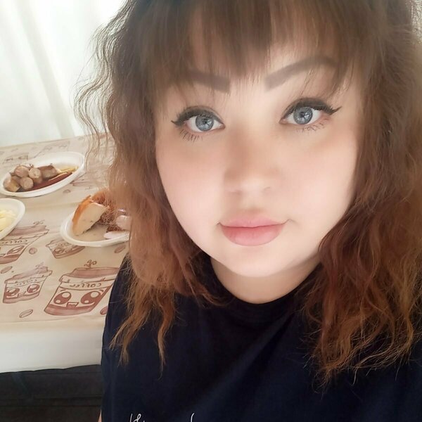 Скачать бесплатно девушка ангелина 33 года фото