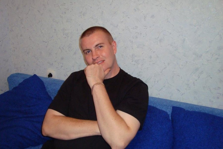 Сайт знакомств московская область для серьезных. Мужчина 42 года. Мужчина 46 лет.