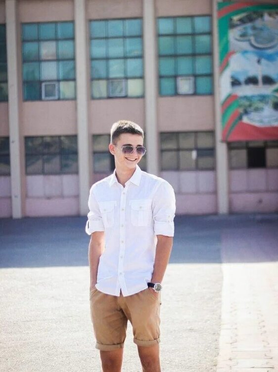 Красивые парни 20 лет. Красивые парни 20 лет. Мужик которому 20 лет. Красивые парни 25 лет. Красивый парень 29 лет.