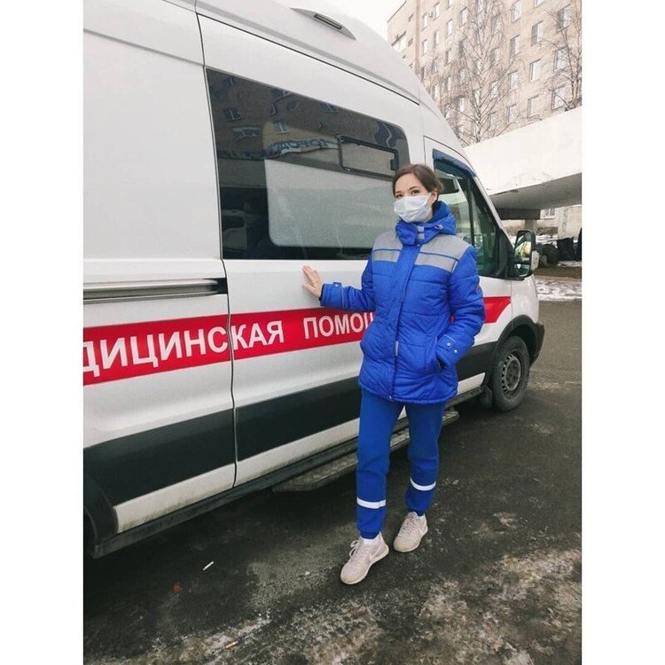 Колледж скорой помощи. Фельдшер. Врач скорой медицинской помощи. Куртка фельдшера скорой помощи.