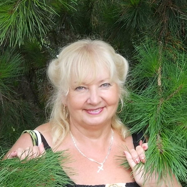 Женщины от 55 до 65. Женщине 67 познакомиться. Женщины за 55. Женщина среднего возраста. 55.