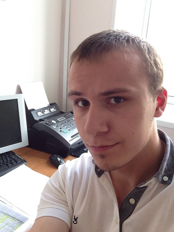 артемий лебедев дизайнер. лицо артемия. артемий лебедев дизайнер. лебедев лысый. лицо артемия.