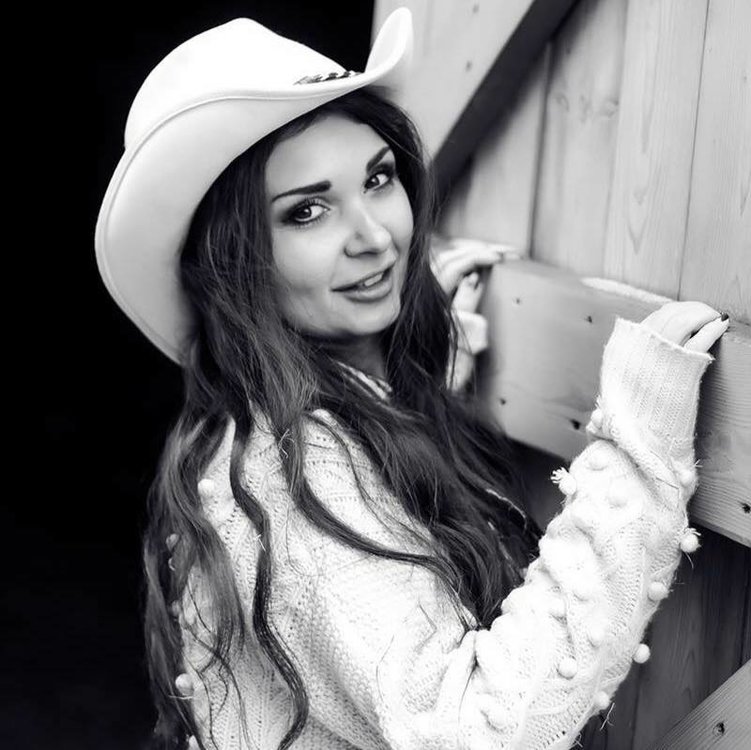 Vladyslava. Vladyslava Zakhliebina