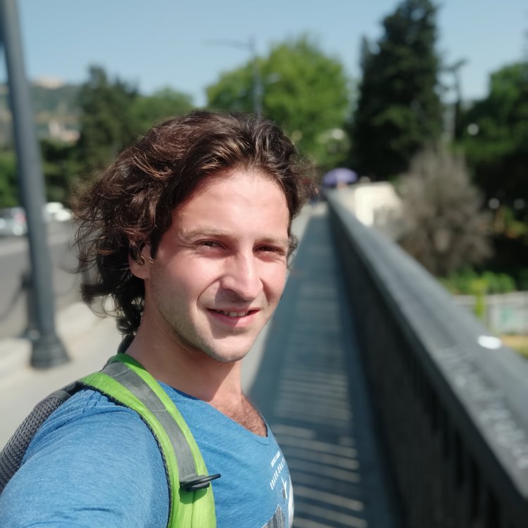 Sorry исполнительница. Cyril kita alexander true. Cyril kita alexander true. Alexander keith актриса. Alex queen.