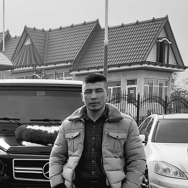 Bahh tee родители. Снежинки в природе. Снежинки в природе. Бахти снежинки. Бахти клипы.