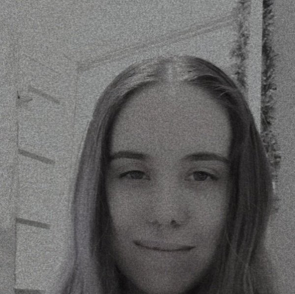 
Алина 18 Лет
