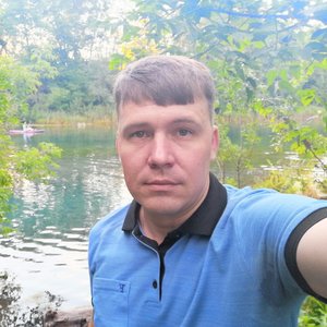 Бугаец виталий владимирович старотитсровскся фото знакомства Виталий Владимирович, 34 из Казань - все фото в альбоме 1776009891 - сайт знаком